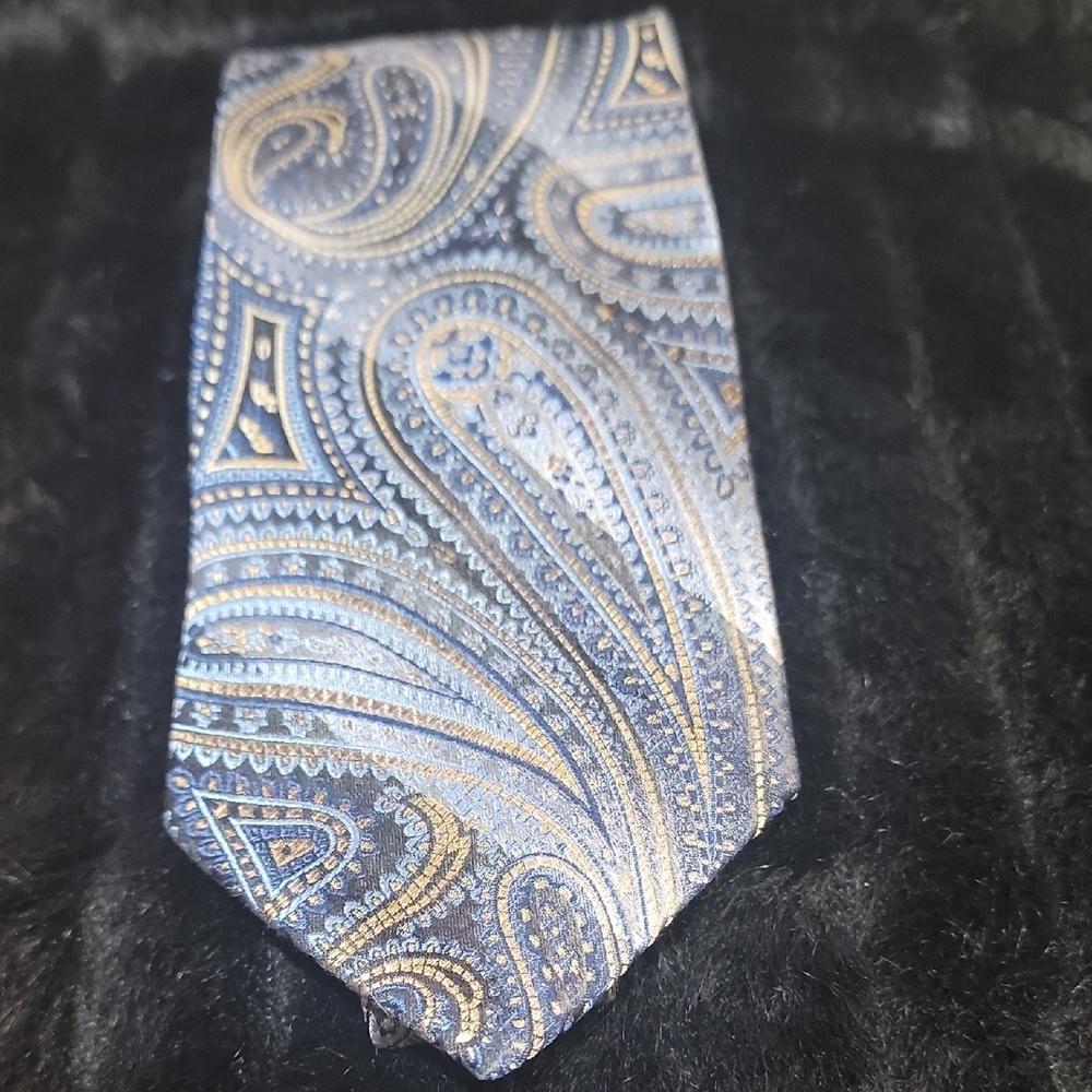 ⭐️ Vintage Bellissimo Hand Made 100% Silk Necktie | Made in Italy | Paisley
